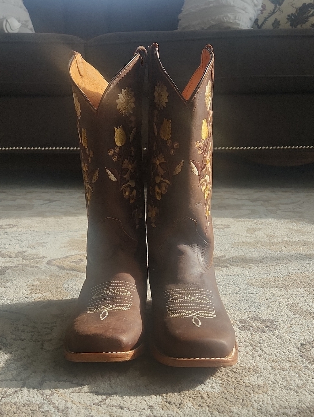 Brown Leather Floral Embroidered Cowboy Boots